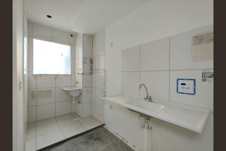 Apartamento à venda com 44m², 2 quartos e sem vaga Apartamento à venda com 44m², 2 quartos e sem vagaCozinha e Área de Serviço