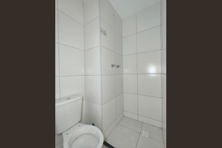 Apartamento à venda com 44m², 2 quartos e sem vaga Apartamento à venda com 44m², 2 quartos e sem vagaBanheiro Corredor