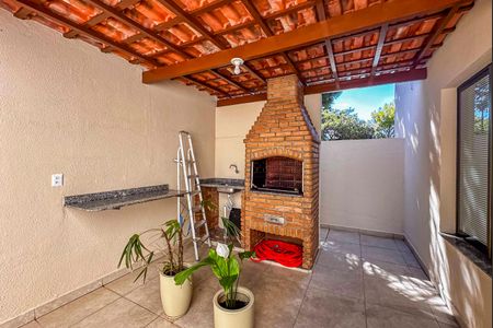 Apartamento à venda com 77m², 2 quartos e 2 vagasÁrea comum - Churrasqueira