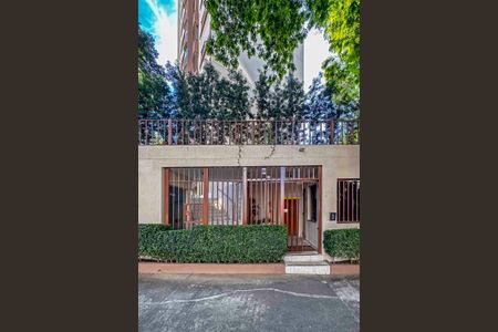 Apartamento à venda com 77m², 2 quartos e 2 vagasFachada e portaria