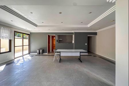 Apartamento à venda com 77m², 2 quartos e 2 vagasÁrea comum - Salão de festas