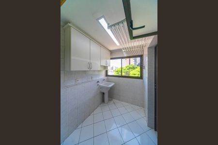 Apartamento à venda com 77m², 2 quartos e 2 vagasÁrea de Serviço