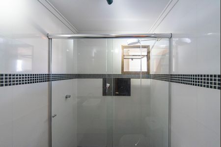 Apartamento à venda com 77m², 2 quartos e 2 vagasBanheiro 