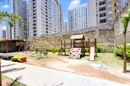 Apartamento para alugar com 70m², 2 quartos e sem vagaÁrea comum - Playground