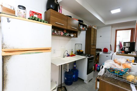 Apartamento para alugar com 70m², 2 quartos e sem vagacozinha