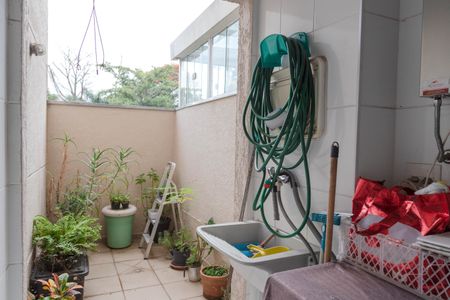 Apartamento para alugar com 90m², 2 quartos e 1 vagaÁrea de Serviço