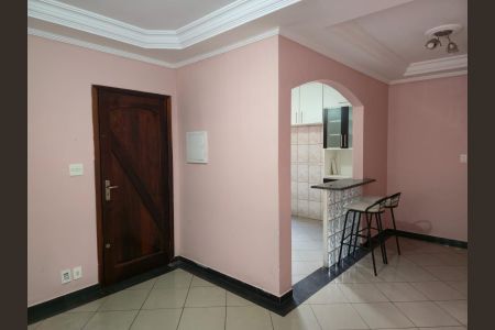 Sala de casa para alugar com 2 quartos, 100m² em Jardim Terezopolis, Guarulhos