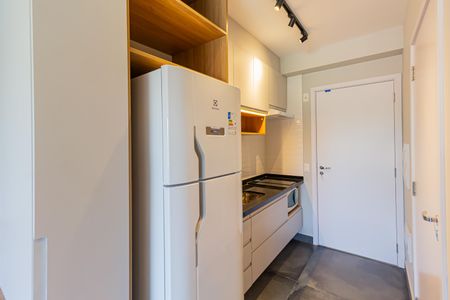 Cozinha de kitnet/studio para alugar com 1 quarto, 27m² em Santo Amaro, São Paulo