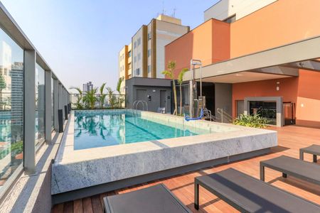 Studio para alugar com 27m², 1 quarto e sem vaga Studio para alugar com 27m², 1 quarto e sem vagaÁrea comum - Piscina