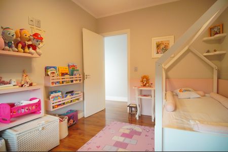 Casa à venda com 292m², 4 quartos e 4 vagasQuarto 1