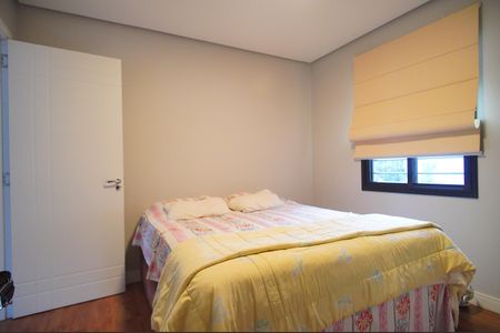 Casa à venda com 292m², 4 quartos e 4 vagasQuarto 3