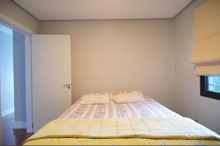 Casa à venda com 292m², 4 quartos e 4 vagasQuarto 3