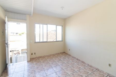 Sala de apartamento para alugar com 2 quartos, 60m² em Rocha Miranda, Rio de Janeiro