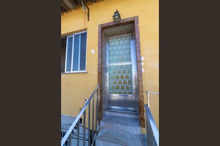 Apartamento para alugar com 60m², 2 quartos e sem vaga Apartamento para alugar com 60m², 2 quartos e sem vagaEntrada