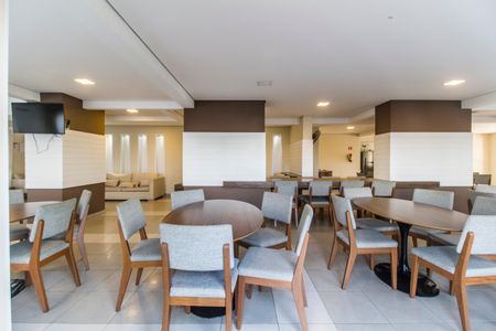 Apartamento à venda com 74m², 3 quartos e 1 vaga Apartamento à venda com 74m², 3 quartos e 1 vagaÁrea comum - Salão de festas