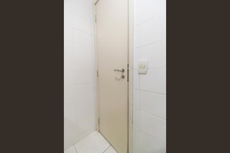 Apartamento à venda com 74m², 3 quartos e 1 vaga Apartamento à venda com 74m², 3 quartos e 1 vagaBanheiro