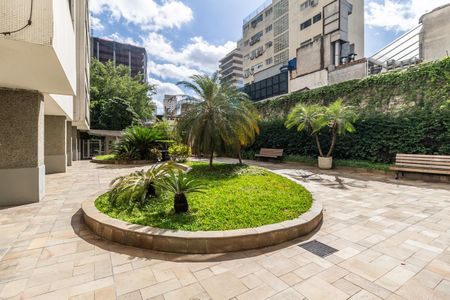 Apartamento à venda com 94m², 2 quartos e 1 vaga