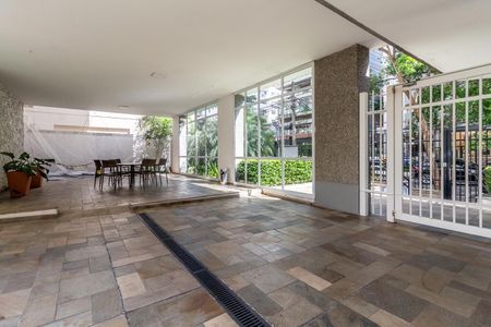 Apartamento à venda com 94m², 2 quartos e 1 vaga