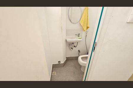 Apartamento à venda com 134m², 4 quartos e 1 vaga Apartamento à venda com 134m², 4 quartos e 1 vagaBanheiro