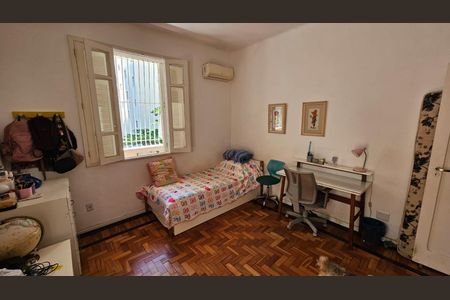 Apartamento à venda com 4 quartos, 134m² em Leme, Rio de Janeiro