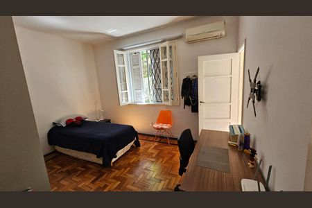Quarto de apartamento à venda com 4 quartos, 134m² em Leme, Rio de Janeiro