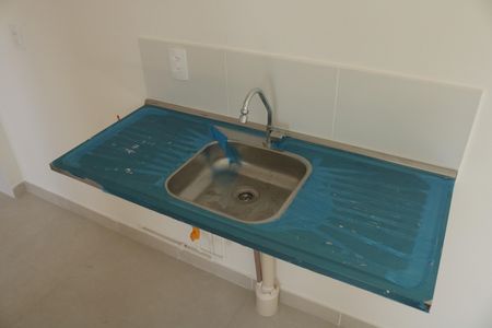 Cozinha de apartamento para alugar com 2 quartos, 34m² em Parque Industrial Tomas Edson, São Paulo