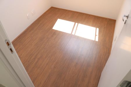 Quarto 1 de apartamento para alugar com 2 quartos, 34m² em Parque Industrial Tomas Edson, São Paulo