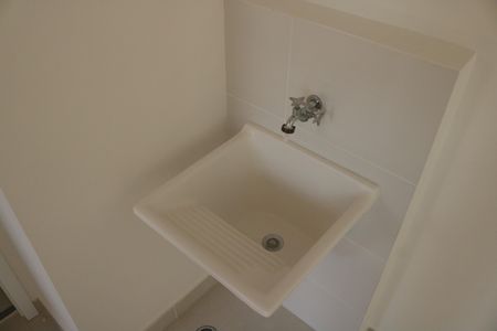 Cozinha de apartamento para alugar com 2 quartos, 34m² em Parque Industrial Tomas Edson, São Paulo