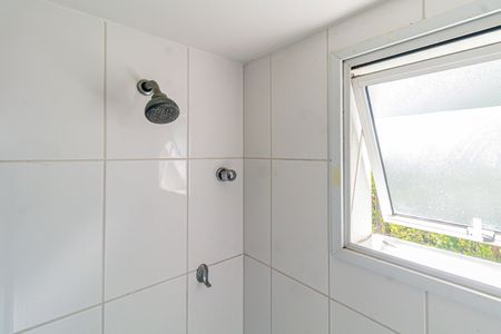 Apartamento à venda com 90m², 2 quartos e 2 vagas Apartamento à venda com 90m², 2 quartos e 2 vagasBanheiro social