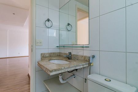 Apartamento à venda com 90m², 2 quartos e 2 vagas Apartamento à venda com 90m², 2 quartos e 2 vagasBanheiro social