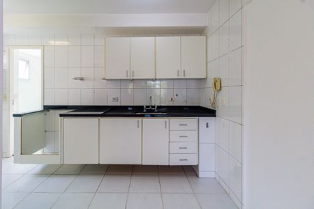 Apartamento à venda com 90m², 2 quartos e 2 vagas Apartamento à venda com 90m², 2 quartos e 2 vagasCozinha
