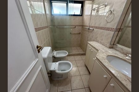 Apartamento à venda com 164m², 3 quartos e 2 vagasBanheiro Social