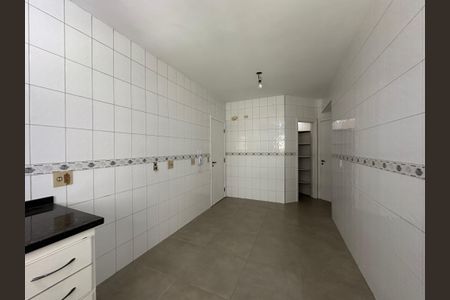 Apartamento à venda com 164m², 3 quartos e 2 vagasCozinha