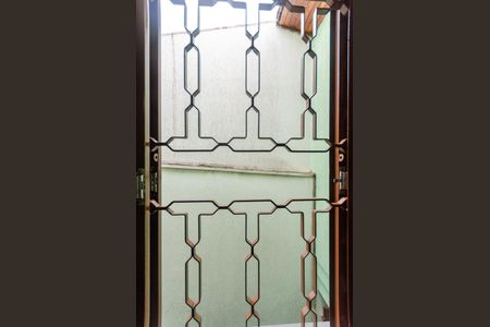 Casa à venda com 190m², 3 quartos e 3 vagas Casa à venda com 190m², 3 quartos e 3 vagasQuarto 1 - Janela