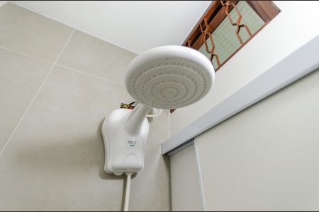 Casa à venda com 190m², 3 quartos e 3 vagas Casa à venda com 190m², 3 quartos e 3 vagasBanheiro de serviço