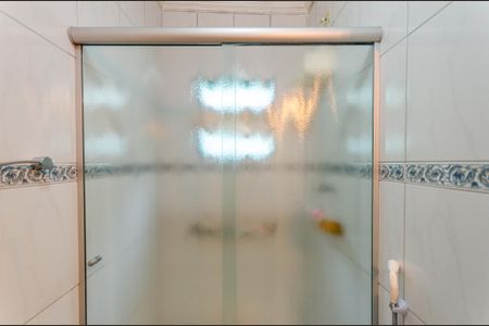 Casa à venda com 190m², 3 quartos e 3 vagas Casa à venda com 190m², 3 quartos e 3 vagasBanheiro