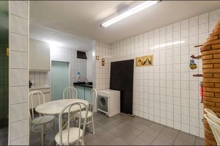 Casa à venda com 190m², 3 quartos e 3 vagas Casa à venda com 190m², 3 quartos e 3 vagasChurrasqueira