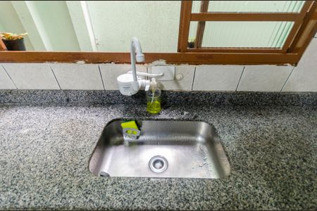 Casa à venda com 190m², 3 quartos e 3 vagas Casa à venda com 190m², 3 quartos e 3 vagasCozinha