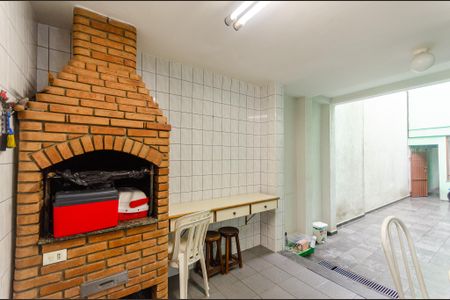 Casa à venda com 190m², 3 quartos e 3 vagas Casa à venda com 190m², 3 quartos e 3 vagasChurrasqueira