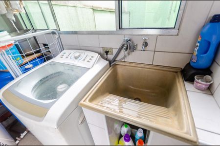 Casa à venda com 190m², 3 quartos e 3 vagas Casa à venda com 190m², 3 quartos e 3 vagasÁrea de Serviço