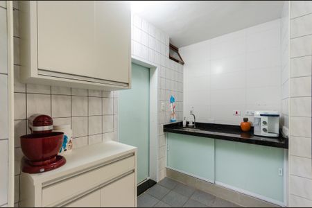 Casa à venda com 190m², 3 quartos e 3 vagas Casa à venda com 190m², 3 quartos e 3 vagasChurrasqueira