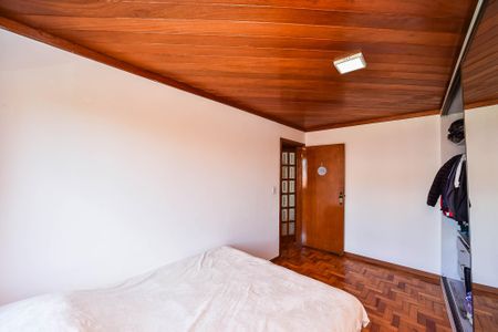 Quarto 2 de apartamento para alugar com 2 quartos, 59m² em Jardim Itu, Porto Alegre