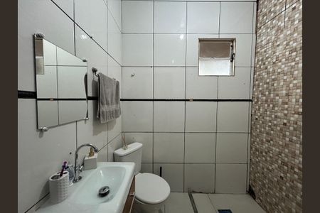 Casa para alugar com 200m², 1 quarto e 3 vagasBanheiro