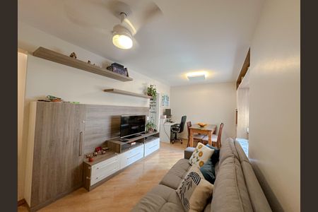 Apartamento à venda com 68m², 2 quartos e 1 vagaSala