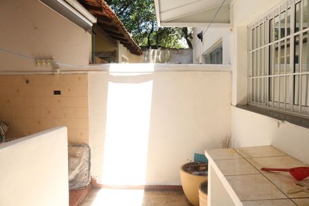 Casa para alugar com 90m², 2 quartos e 1 vagaÁrea de Serviço