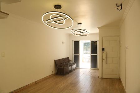 Casa para alugar com 90m², 2 quartos e 1 vagaSala