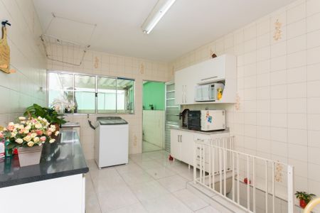 Casa à venda com 125m², 3 quartos e 1 vagaÁrea de Serviço 