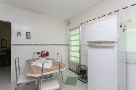 Casa à venda com 125m², 3 quartos e 1 vagaCozinha 