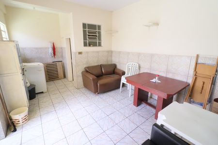 Casa à venda com 350m², 5 quartos e 3 vagasÁrea de Serviço