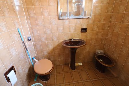 Casa à venda com 350m², 5 quartos e 3 vagasBanheiro